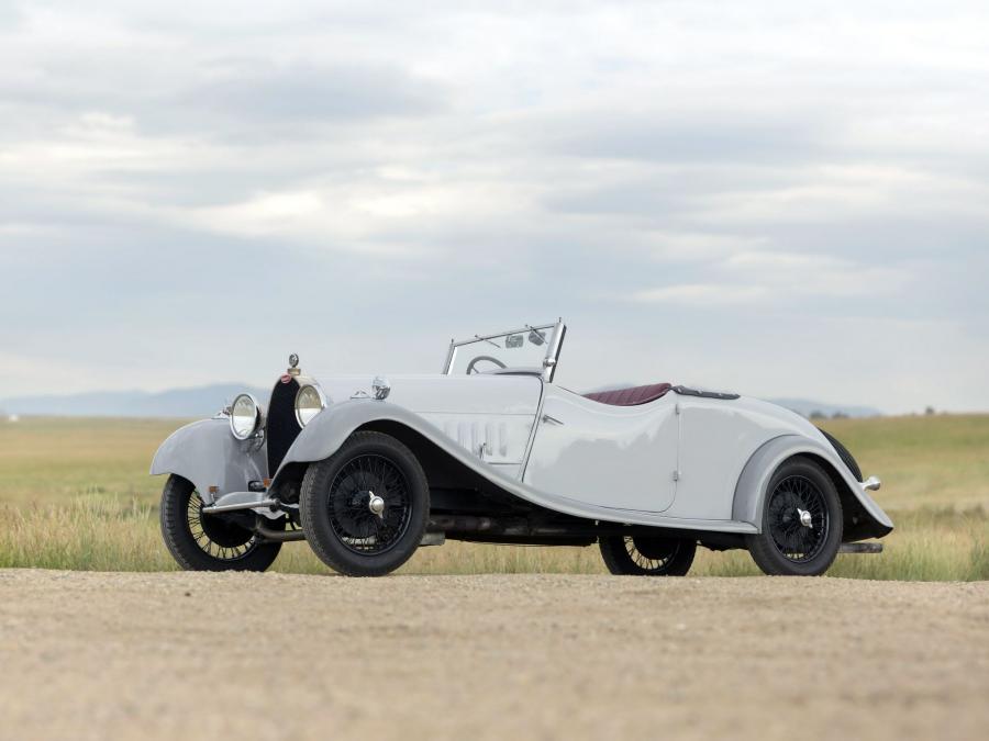  Bugatti Type 44 Cabriolet 1928 года  (фото 1 из 10)